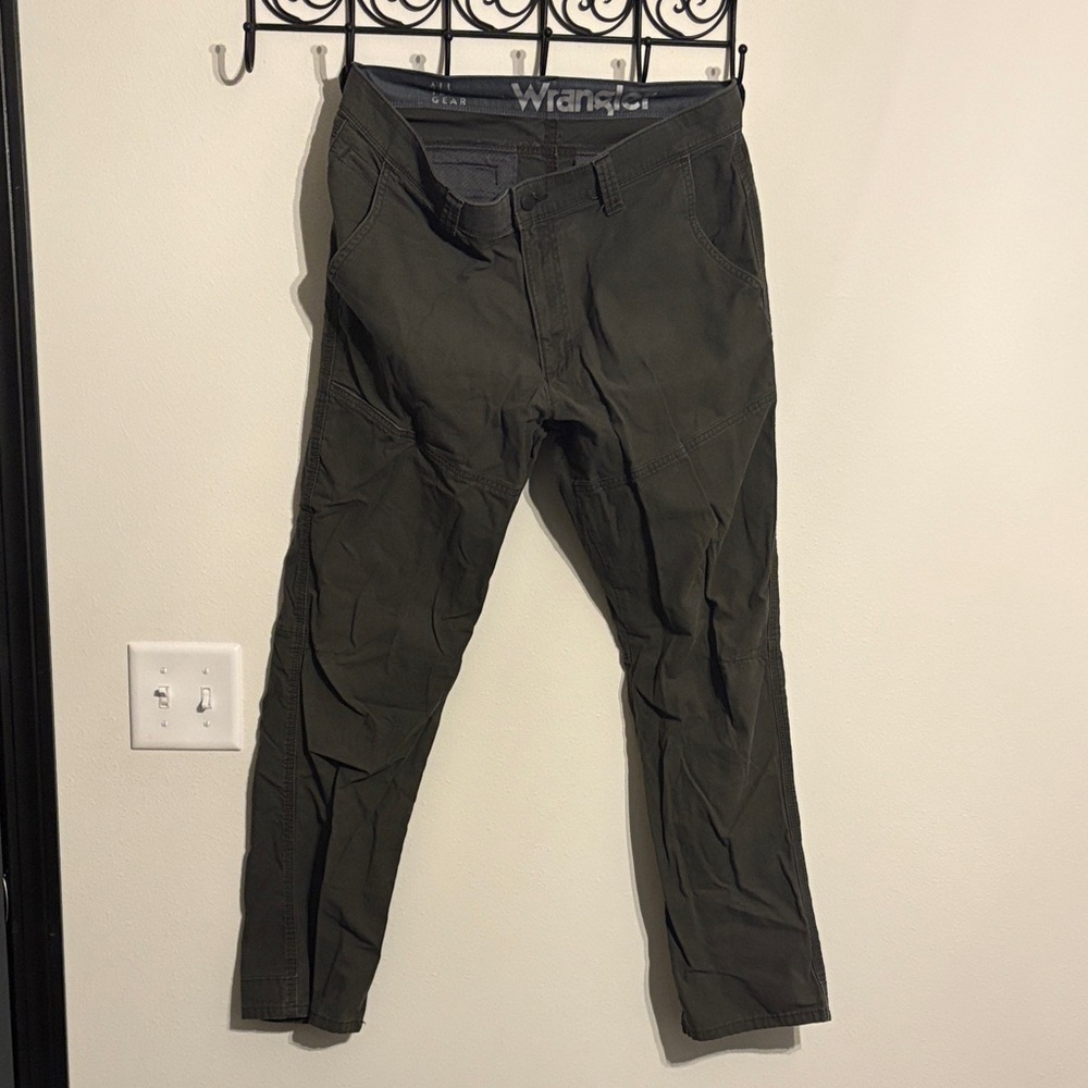 Wrangler Men's Dark Green Cargo Pants